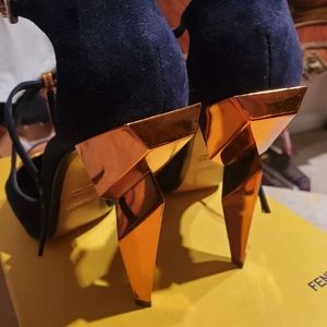 Fendi vera cuccio 9.5